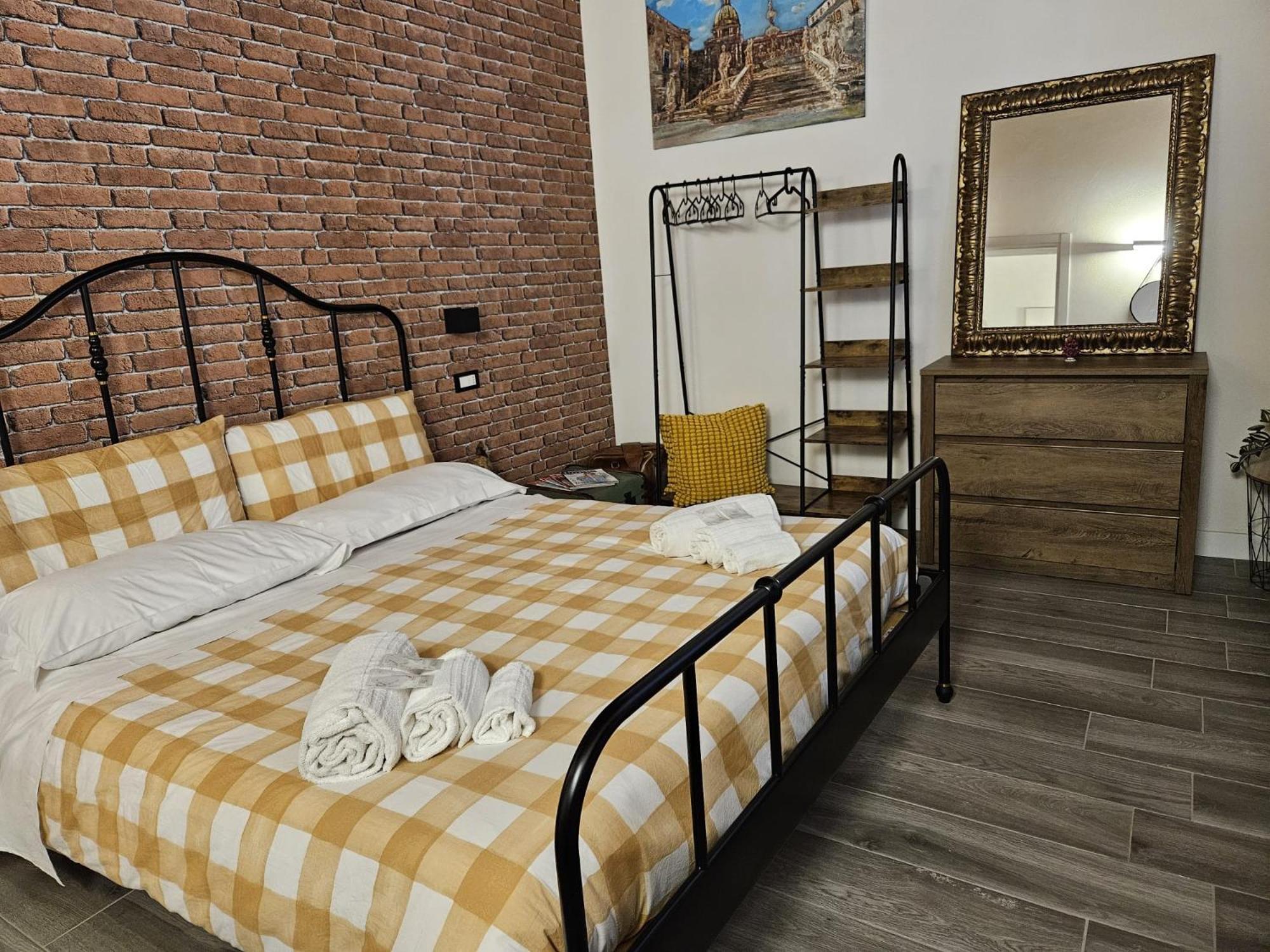 La Barbera'S Apatments Old Town Pa Apartment Palermo Ngoại thất bức ảnh